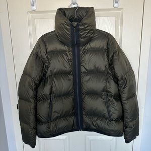 Lululemon cloud puff jacket size 4 dark olive green
